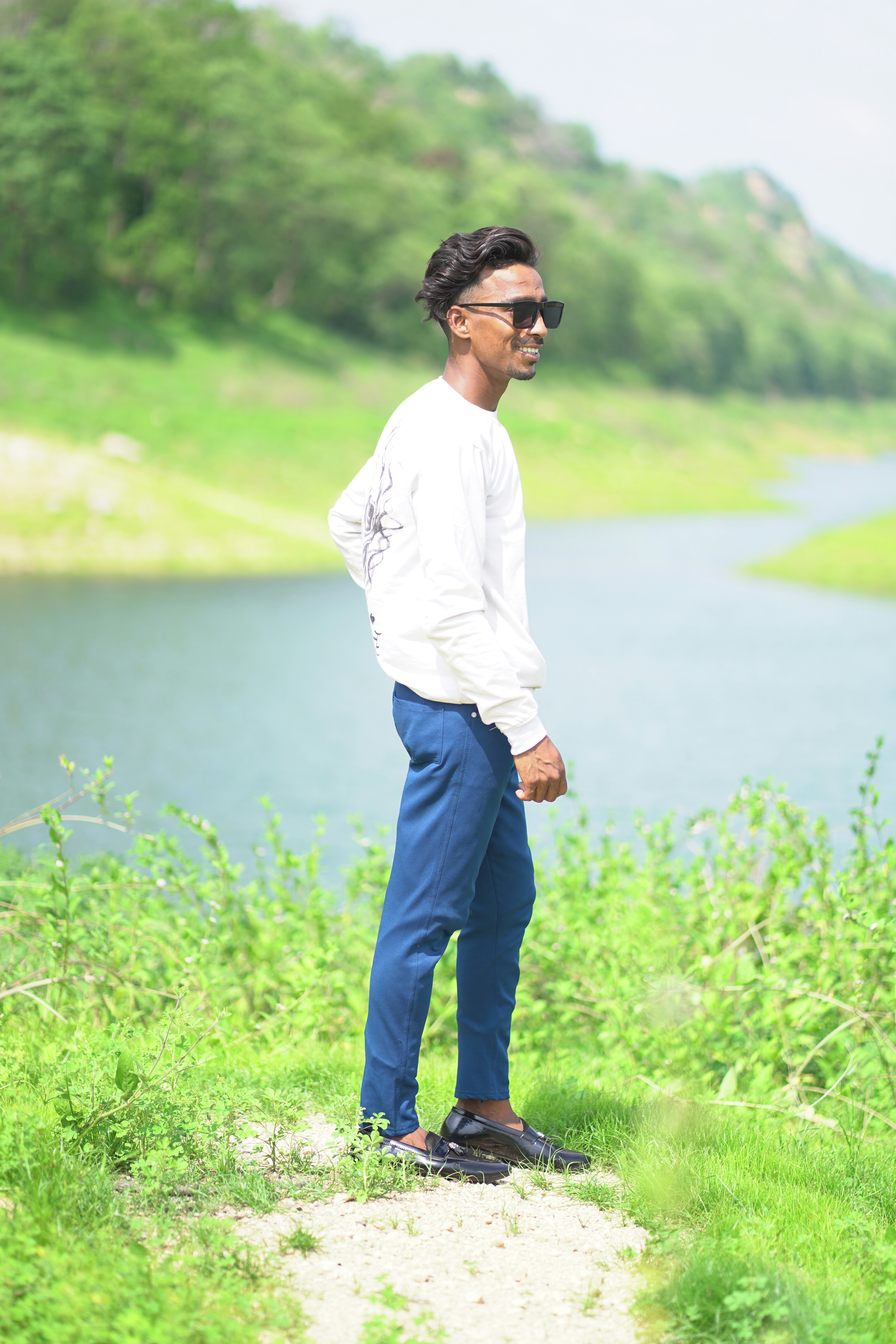 热门影视MV封面：节奏律动舞台